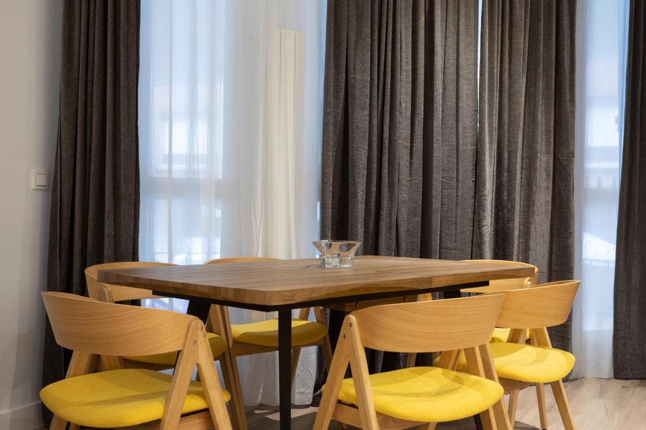 Apartamentos Arriet Bilbao Exterior photo